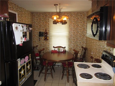 253 Edward St, North Tonawanda, NY 14120 - photo 4