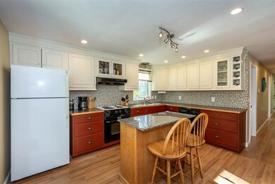 67 Stearns Rd, Amherst, NH 03031 - photo 4