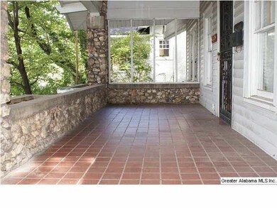 Lovely covered front porch, perfect for relaxing!
