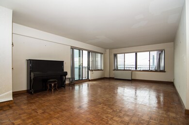 31 Hylan Boulevard-4