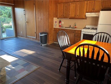 15 Royal Ave unit 1st Fl Left, Cranston, RI 02920 - photo 3