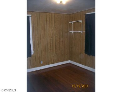 Bedroom - Nice bedroom with wood flooring.