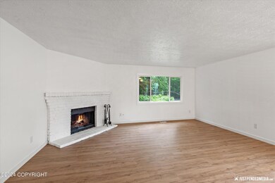 7311 Durenda Cir, Anchorage, AK 99507 - photo 2