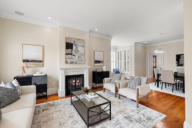 1319 W Huron -33
