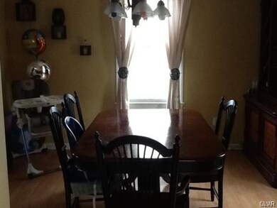 1202 E Livingston St, Allentown, PA 18109 - photo 5