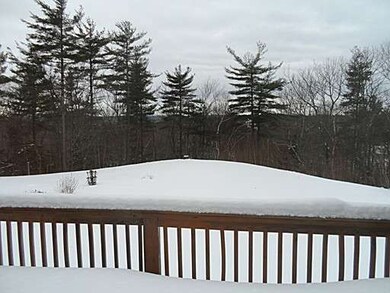 214 Bridle Cross Rd, Fitchburg, MA 01420 - photo 2