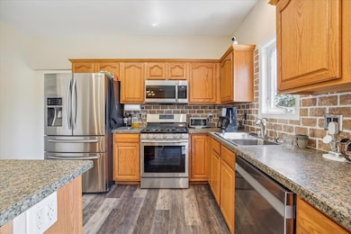 5417 NW 92nd St, Johnston, IA 50131 - photo 3