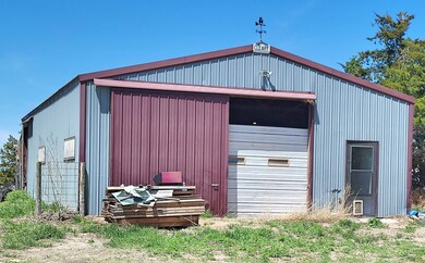 13947 W Power Rd, North Platte, NE 69101 - photo 4
