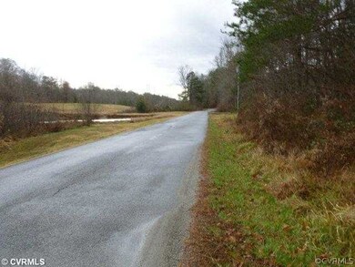 27006 Shannon Mill Dr, Ruther Glen, VA 22546 - photo 6