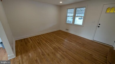 8649 Black Oak Rd, Parkville, MD 21234 - photo 7