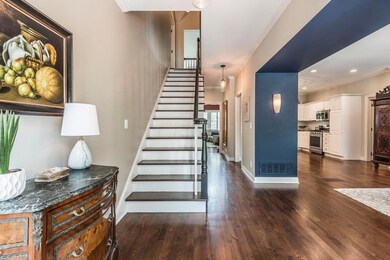 40 Pickett Pl 08