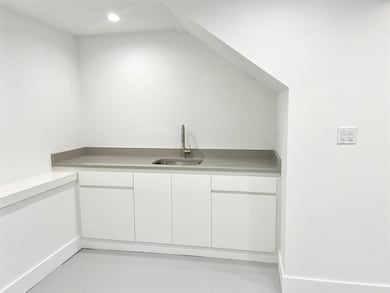 1419 Branard St unit 1/2, Houston, TX 77006 - photo 6