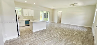 17186 84th Ct N, Loxahatchee, FL 33470 - photo 3