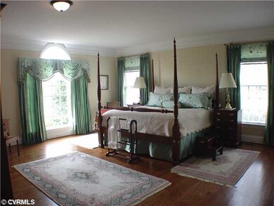 Master Bedroom - Beautiful first floor Master Suit