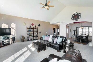 4869 Highwood Cir, Middleton, WI 53562 - photo 5