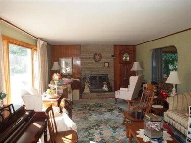 376 Center St, Randolph, MA 02368 - photo 2