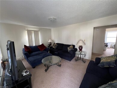 308 Hubbard St, Reidsville, NC 27320 - photo 7