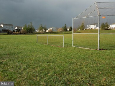 5610 Avonshire Place unit C, Frederick, MD 21703 - photo 4