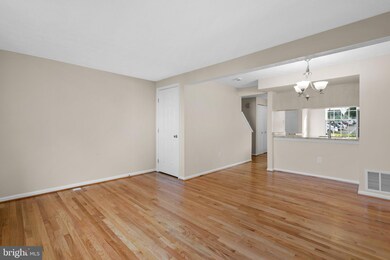 4250 Crosswood Dr, Burtonsville, MD 20866 - photo 5