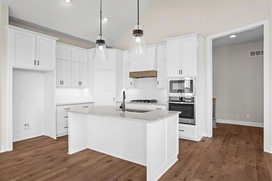 1221 Laredo Place, Raymore, MO 64083 - photo 7