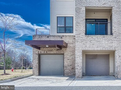 8980 Fascination Ct unit 216, Lorton, VA 22079 - photo 2