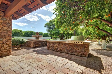 COMMUNITY BBQ AREA