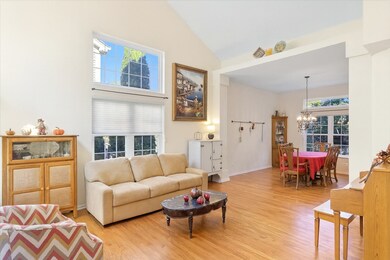 791 Willow Ct, Itasca, IL 60143 - photo 5