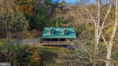 900 Crooked Run Rd, Shenandoah, VA 22849 - photo 2