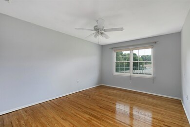 129 Village Green Way Hazlet-print-010-4