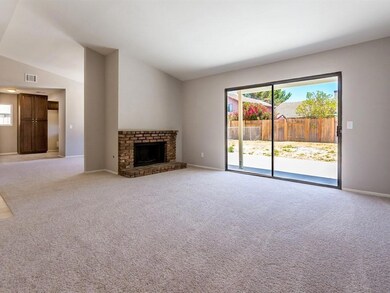 002_Family Room