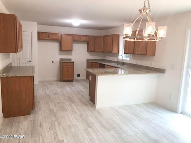 105 Aspen Dr, Milford, PA 18337 - photo 3