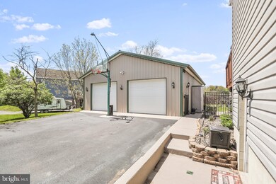 9083 Willowdale Rd, Greencastle, PA 17225 - photo 4