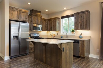 740 NE Vail Ln, Bend, OR 97701 - photo 3