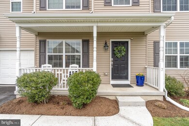 1861 Creek View Dr, Palmyra, PA 17078 - photo 2