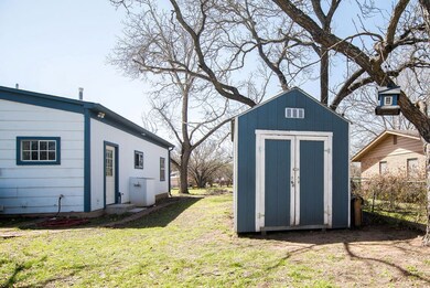 807 Poplar St, Fredericksburg, TX 78624 - photo 5