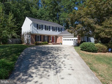 9371 Tovito Dr, Fairfax, VA 22031 - photo 2