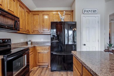 806 Spring Creek St, Cleburne, TX 76031 - photo 6