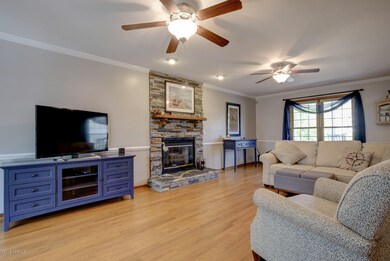 7718 Lost Tree Rd Wilmington-large-004-1