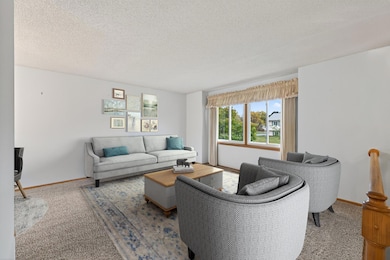 7603 19th St N, Saint Paul, MN 55128 - photo 3