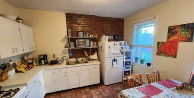 5 Wilbur Ct unit 2, Boston, MA 02128 - photo 2