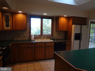 2317 Barren Hill Rd, Lafayette Hill, PA 19444 - photo 4