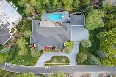 Bird's eye view of a pool