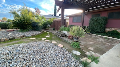 3005 S Verde Vista St, Visalia, CA 93277 - photo 2