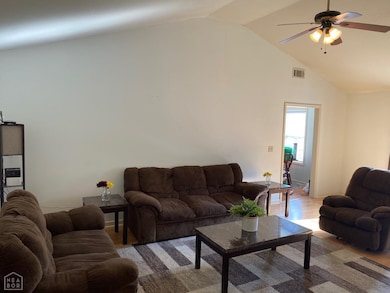 1519 Charles Dr, Jonesboro, AR 72401 - photo 5