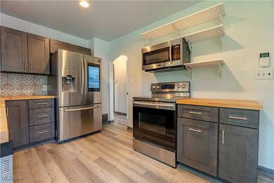 5728 Dailey Rd, Akron, OH 44319 - photo 5