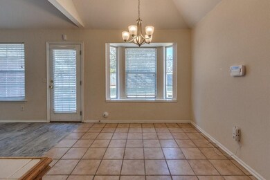 4108 Gyrfalcon Dr, Norman, OK 73072 - photo 4