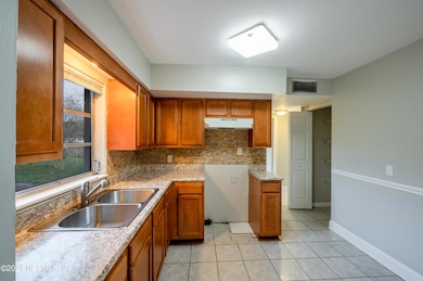 7521 Strato Rd, Jacksonville, FL 32210 - photo 6