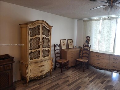 1024 SE 4th Ave unit 403, Dania, FL 33004 - photo 3