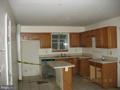 1207 Cedar Ln, Edgewater, MD 21037 - photo 4