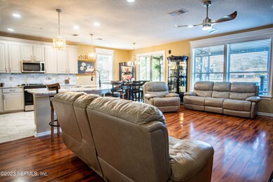 1631 Majestic View Ln